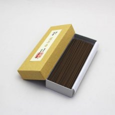 画像3: 極上沈香薫昇香 短寸紙箱 (3)