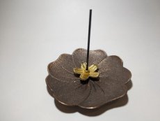 画像11: 花びら香立香皿セット(金属) (11)