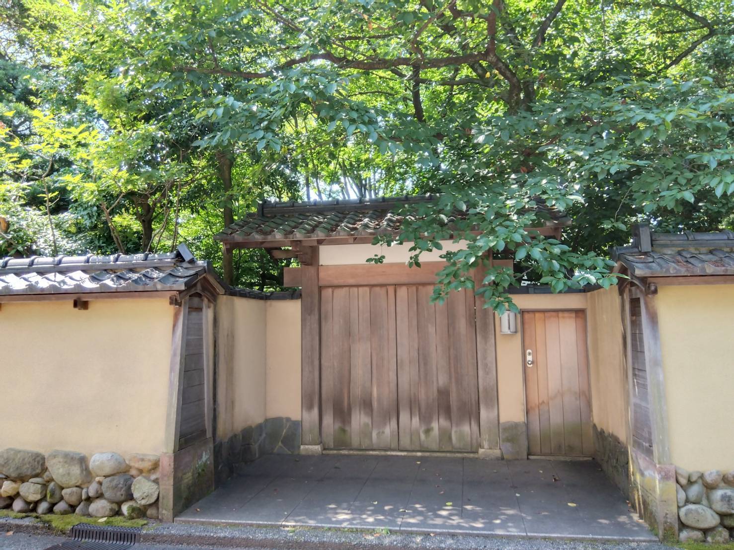 お香・専門店 金沢市|金沢の観光地-武家屋敷跡近くのアロマ香房焚屋