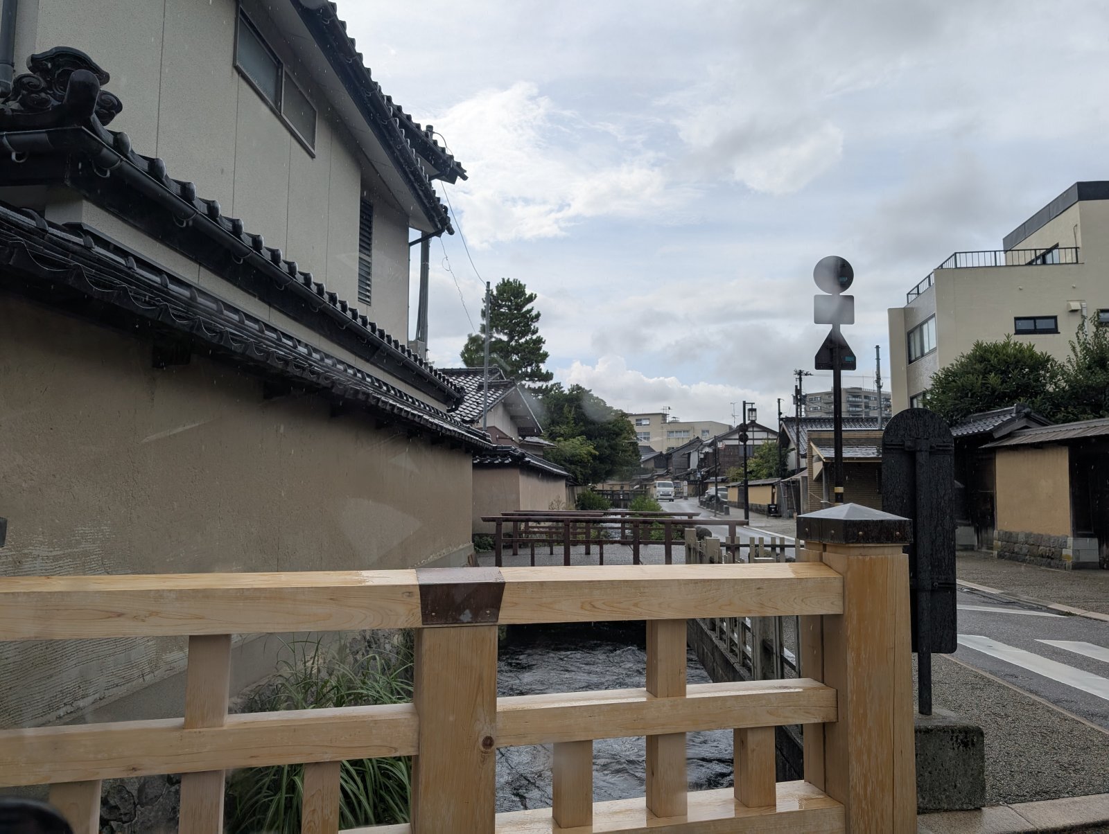 お香・専門店 金沢市|金沢の観光地-武家屋敷跡近くのアロマ香房焚屋