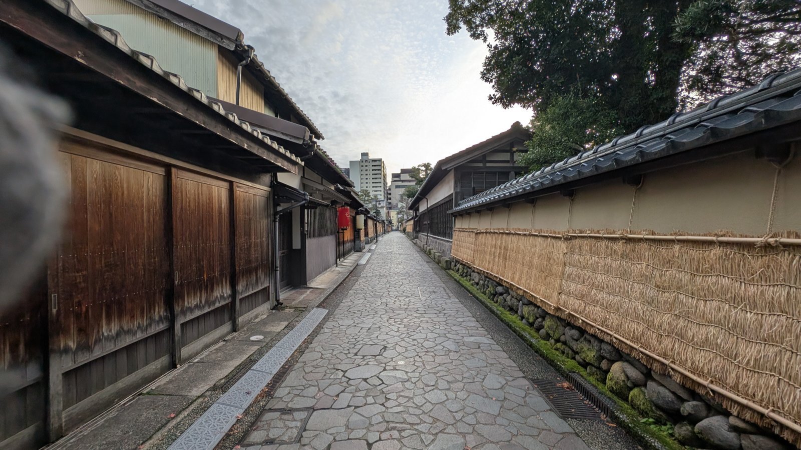 金沢のお香とアロマの香り専門店(石川県金沢市)・金沢観光地・金沢の観光スポット武家屋敷跡近く・人気でおすすめのお土産処-お香専門店のアロマ香房焚屋