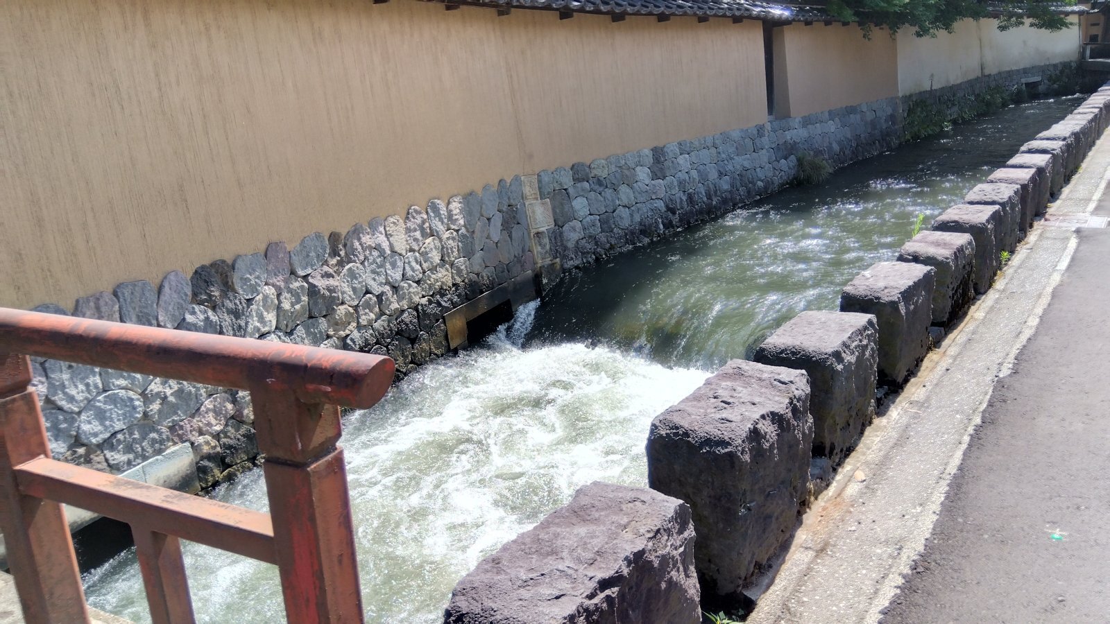 金沢のお香とアロマの香り専門店(石川県金沢市)・金沢観光地・金沢の観光スポット武家屋敷跡近く・人気でおすすめのお土産処-お香専門店のアロマ香房焚屋