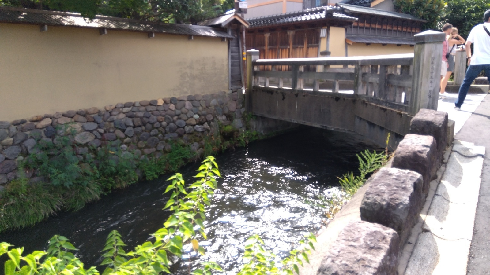 金沢のお香とアロマの香り専門店(石川県金沢市)・金沢観光地・金沢の観光スポット武家屋敷跡近く・人気でおすすめのお土産処-お香専門店のアロマ香房焚屋