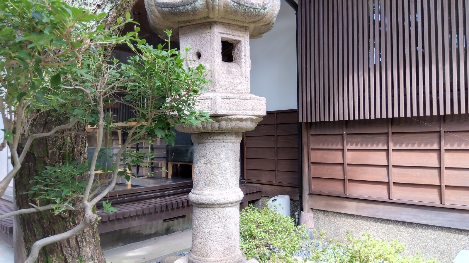 金沢のお香とアロマの香り専門店(石川県金沢市)・金沢観光地・金沢の観光スポット武家屋敷跡近く・人気でおすすめのお土産処-お香専門店のアロマ香房焚屋