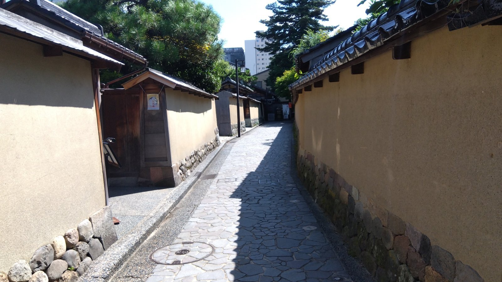 金沢のお香とアロマの香り専門店(石川県金沢市)・金沢観光地・金沢の観光スポット武家屋敷跡近く・人気でおすすめのお土産処-お香専門店のアロマ香房焚屋