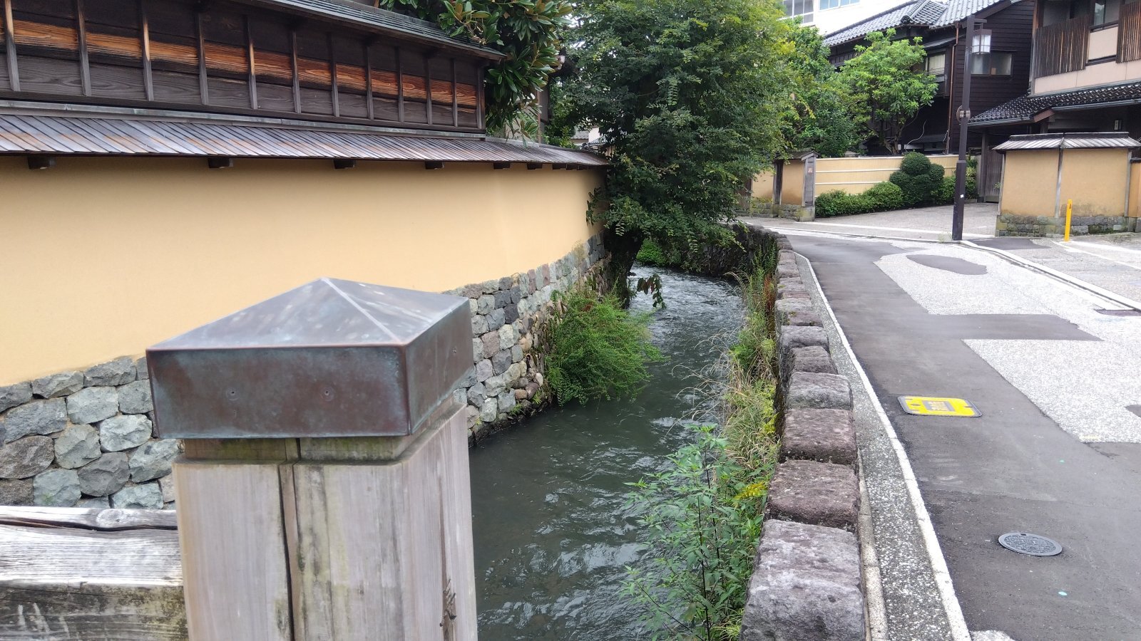 金沢のお香とアロマの香り専門店(石川県金沢市)・金沢観光地・金沢の観光スポット武家屋敷跡近く・人気でおすすめのお土産処-お香専門店のアロマ香房焚屋