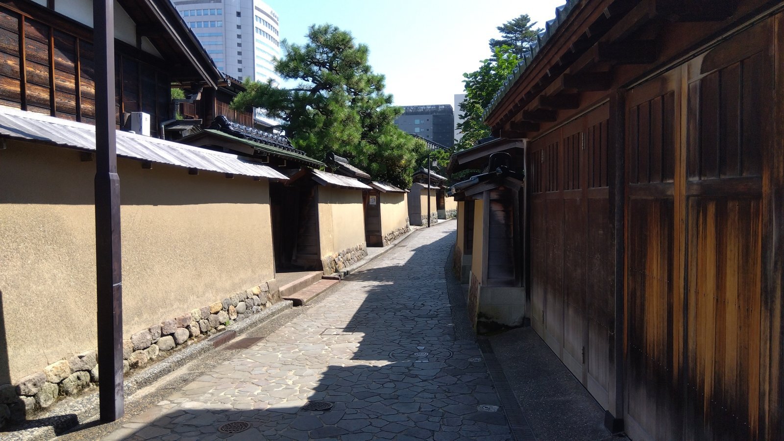 金沢のお香とアロマの香り専門店(石川県金沢市)・金沢観光地・金沢の観光スポット武家屋敷跡近く・人気でおすすめのお土産処-お香専門店のアロマ香房焚屋