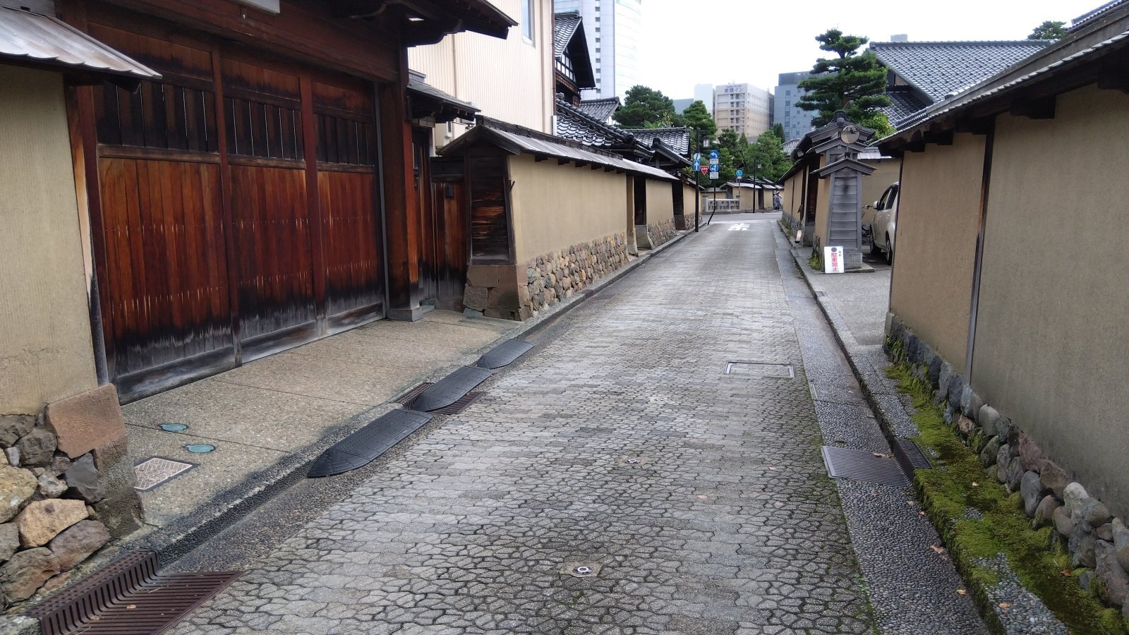 金沢のお香とアロマの香り専門店(石川県金沢市)・金沢観光地・金沢の観光スポット武家屋敷跡近く・人気でおすすめのお土産処-お香専門店のアロマ香房焚屋