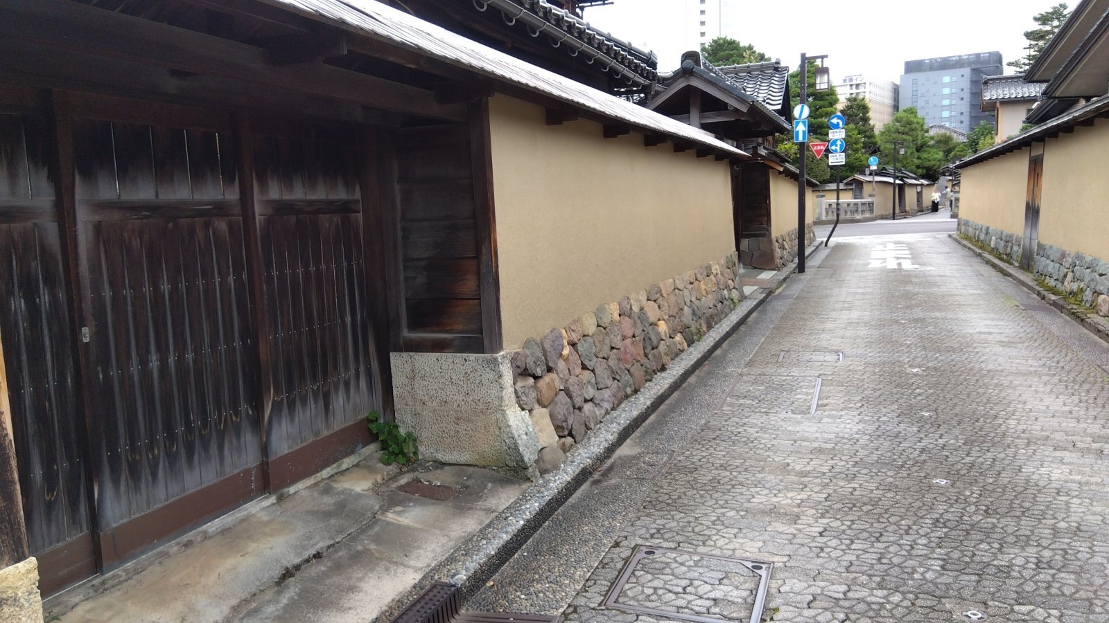 金沢のお香とアロマの香り専門店(石川県金沢市)・金沢観光地・金沢の観光スポット武家屋敷跡近く・人気でおすすめのお土産処-お香専門店のアロマ香房焚屋