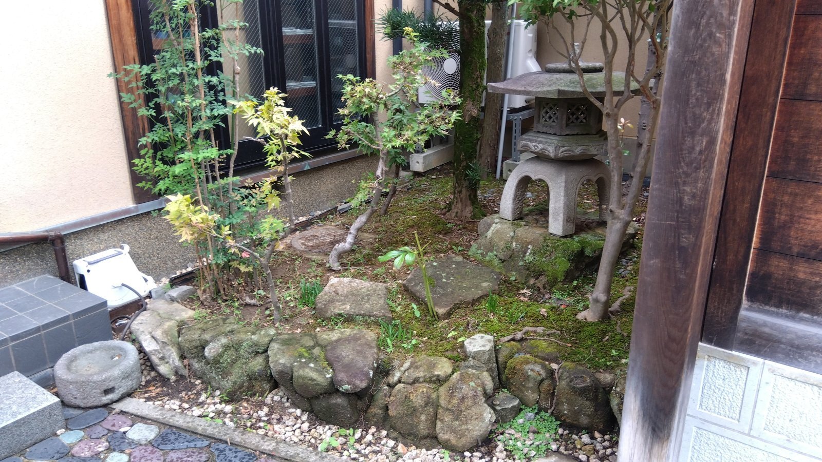 金沢のお香とアロマの香り専門店(石川県金沢市)・金沢観光地・金沢の観光スポット武家屋敷跡近く・人気でおすすめのお土産処-お香専門店のアロマ香房焚屋