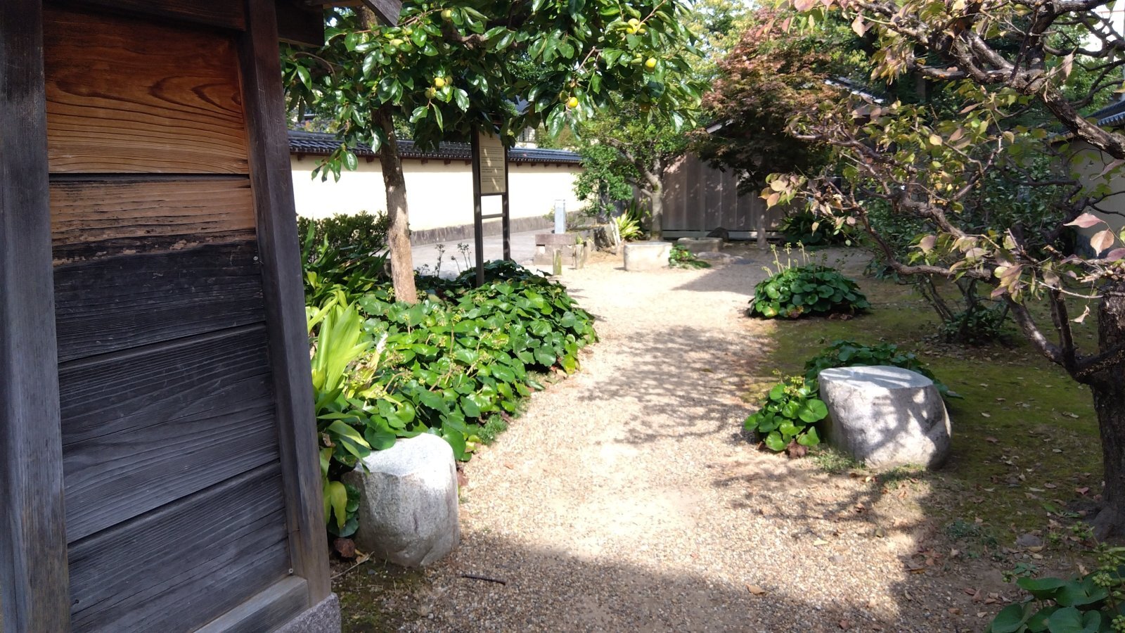 金沢のお香とアロマの香り専門店(石川県金沢市)・金沢観光地・金沢の観光スポット武家屋敷跡近く・人気でおすすめのお土産処-お香専門店のアロマ香房焚屋