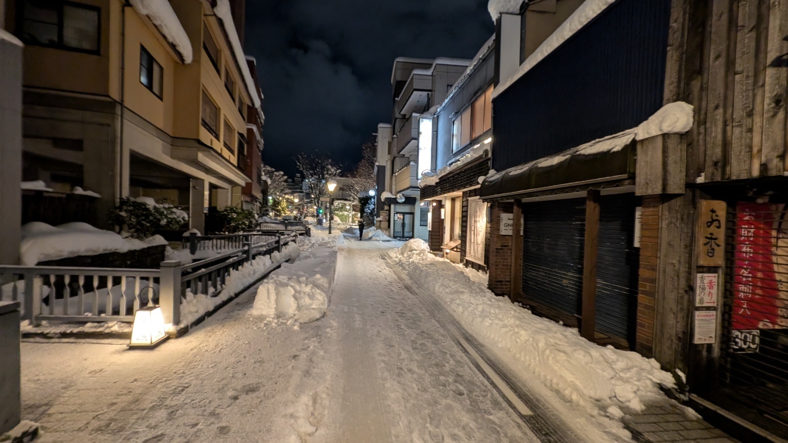 金沢のお香とアロマの香り専門店(石川県金沢市)・金沢観光地・金沢の観光スポット武家屋敷跡近く・人気でおすすめのお土産処-お香専門店のアロマ香房焚屋