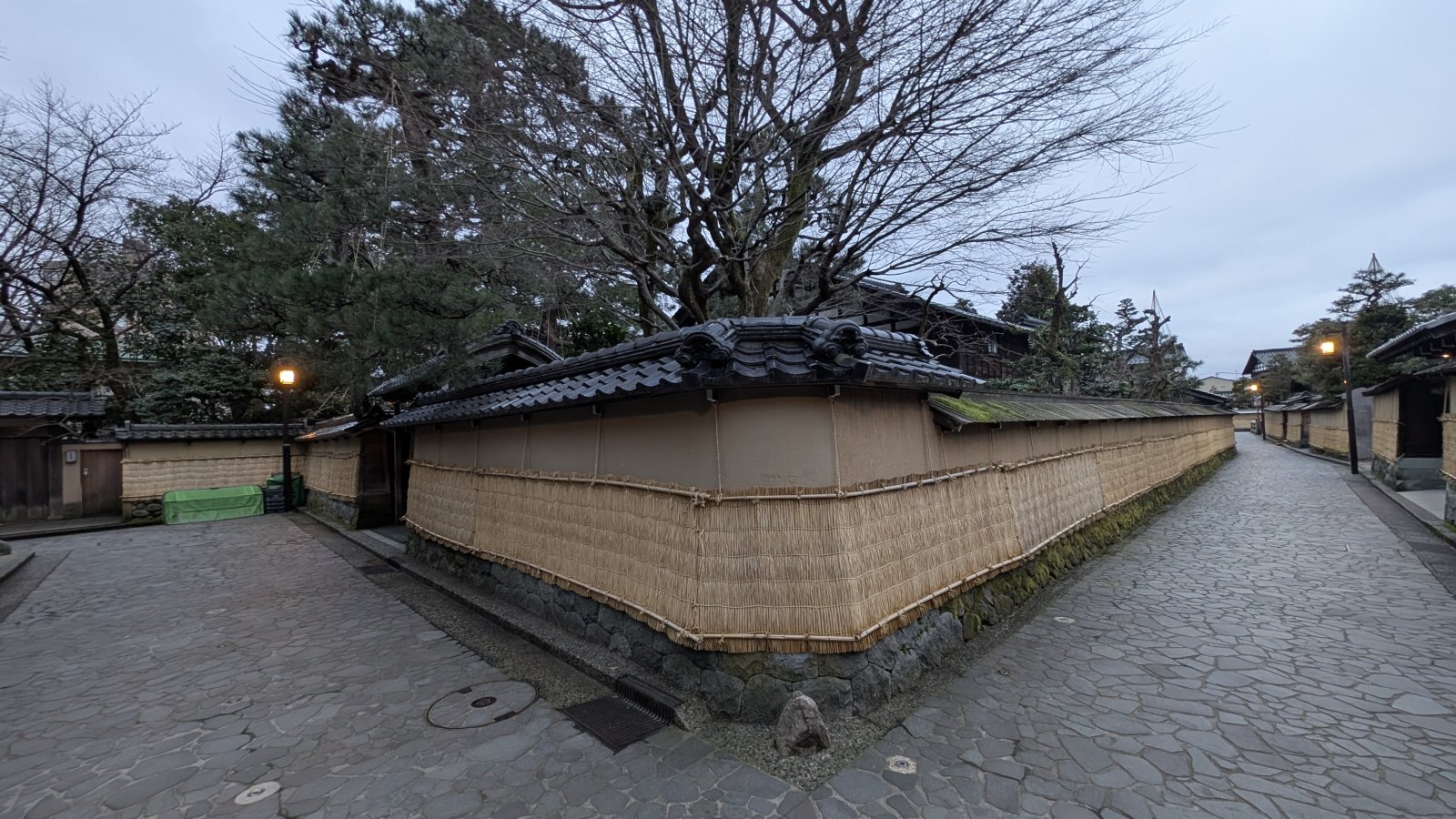 金沢のお香とアロマの香り専門店(石川県金沢市)・金沢観光地・金沢の観光スポット武家屋敷跡近く・人気でおすすめのお土産処-お香専門店のアロマ香房焚屋