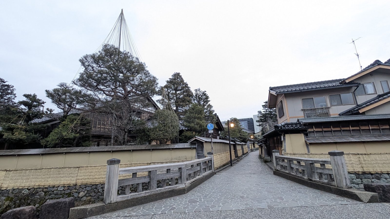 金沢のお香とアロマの香り専門店(石川県金沢市)・金沢観光地・金沢の観光スポット武家屋敷跡近く・人気でおすすめのお土産処-お香専門店のアロマ香房焚屋