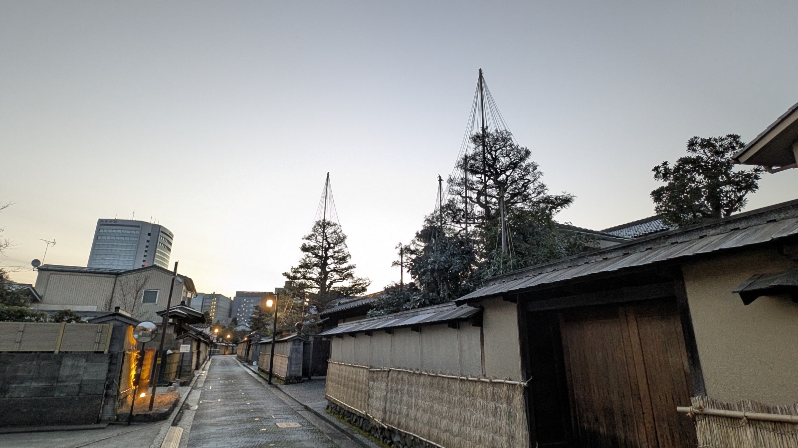 金沢のお香とアロマの香り専門店(石川県金沢市)・金沢観光地・金沢の観光スポット武家屋敷跡近く・人気でおすすめのお土産処-お香専門店のアロマ香房焚屋