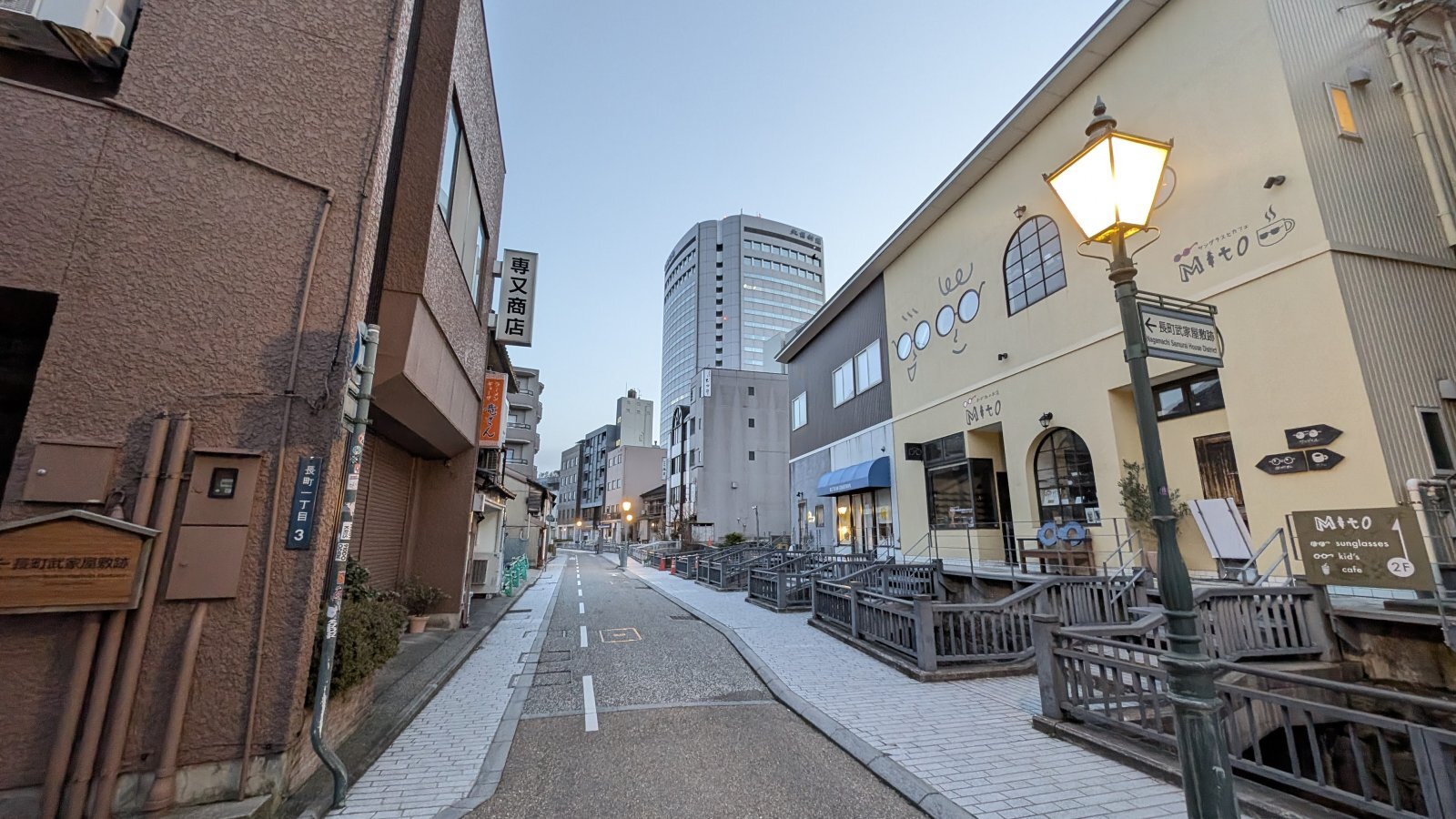 金沢のお香とアロマの香り専門店(石川県金沢市)・金沢観光地・金沢の観光スポット武家屋敷跡近く・人気でおすすめのお土産処-お香専門店のアロマ香房焚屋