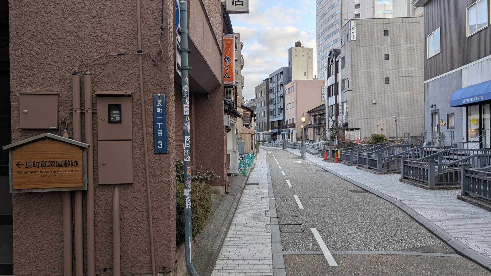 金沢のお香とアロマの香り専門店(石川県金沢市)・金沢観光地・金沢の観光スポット武家屋敷跡近く・人気でおすすめのお土産処-お香専門店のアロマ香房焚屋