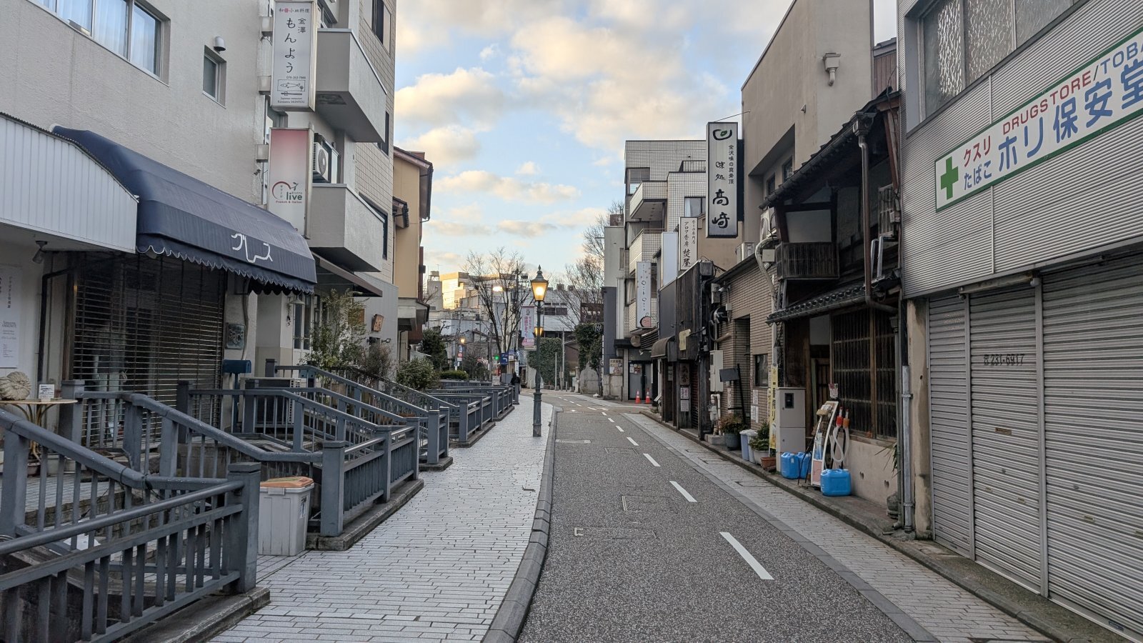 金沢のお香とアロマの香り専門店(石川県金沢市)・金沢観光地・金沢の観光スポット武家屋敷跡近く・人気でおすすめのお土産処-お香専門店のアロマ香房焚屋