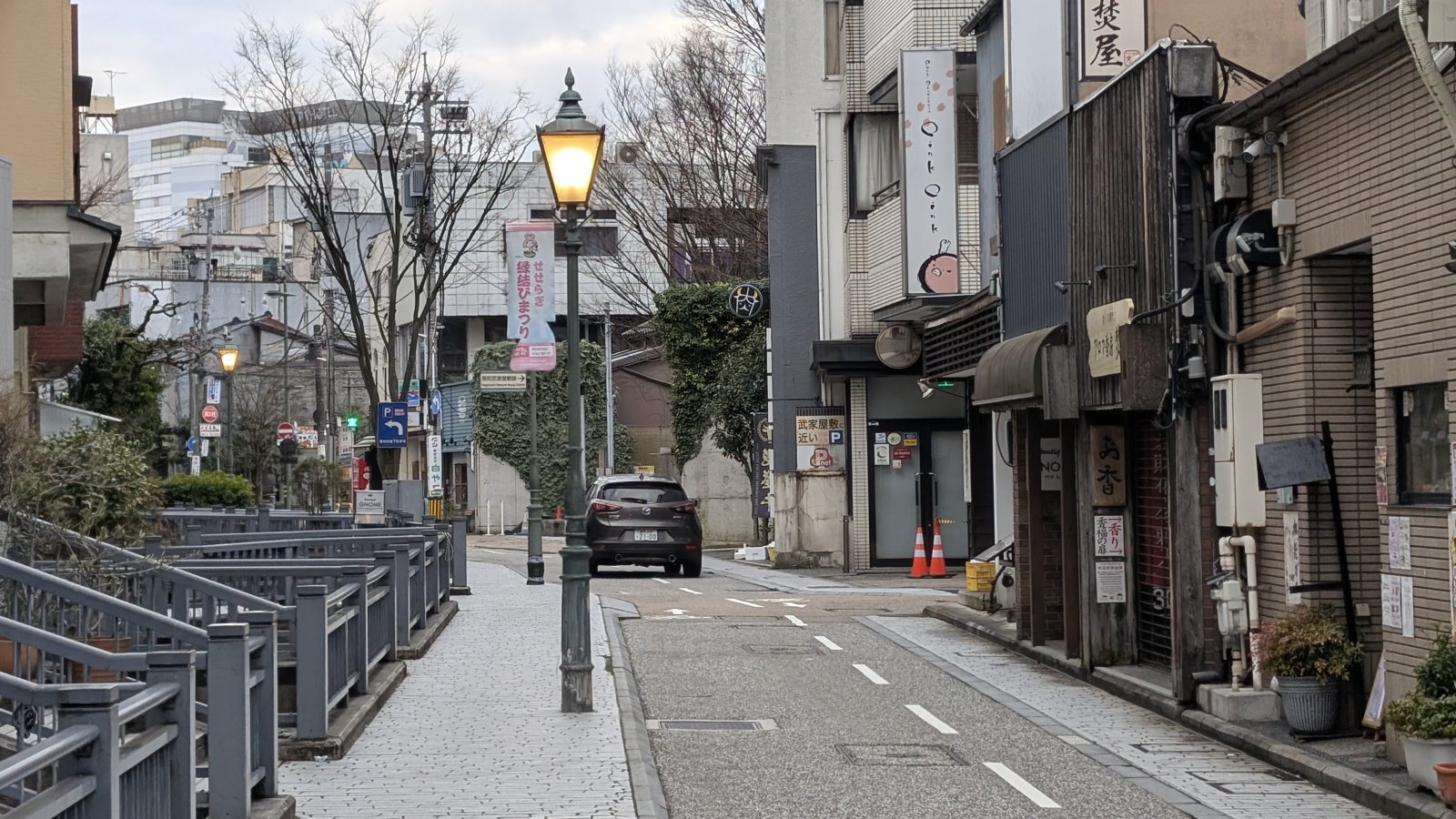 金沢のお香とアロマの香り専門店(石川県金沢市)・金沢観光地・金沢の観光スポット武家屋敷跡近く・人気でおすすめのお土産処-お香専門店のアロマ香房焚屋