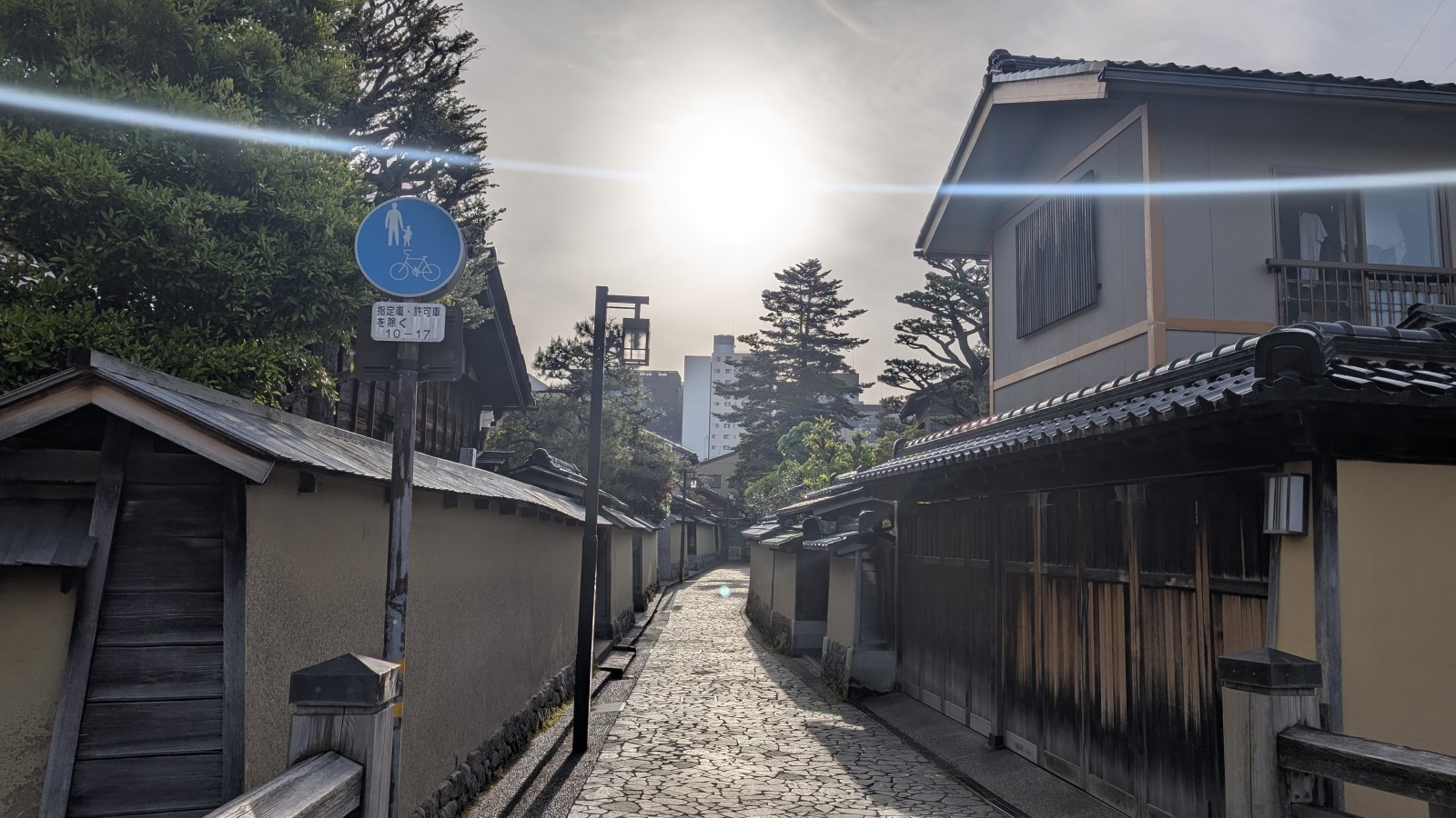 金沢のお香とアロマの香り専門店(石川県金沢市)・金沢観光地・金沢の観光スポット武家屋敷跡近く・人気でおすすめのお土産処-お香専門店のアロマ香房焚屋