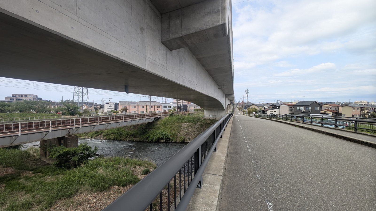 金沢のお香とアロマの香り専門店(石川県金沢市)・金沢観光地・金沢の観光スポット武家屋敷跡近く・人気でおすすめのお土産処-お香専門店のアロマ香房焚屋