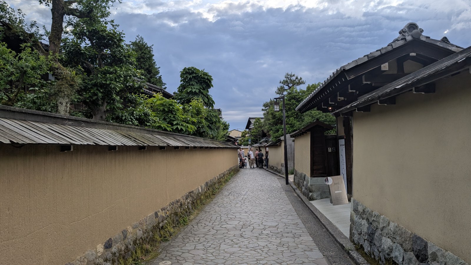 金沢のお香とアロマの香り専門店(石川県金沢市)・金沢観光地・金沢の観光スポット武家屋敷跡近く・人気でおすすめのお土産処-お香専門店のアロマ香房焚屋