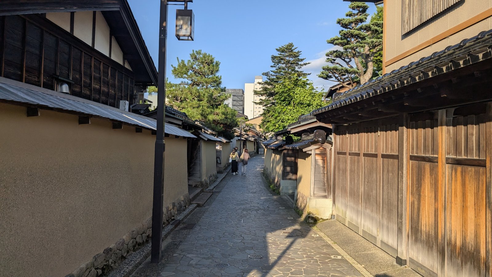 店主 焚屋 金沢のお香とアロマの香り専門店(石川県金沢市)・金沢観光地・金沢の観光スポット武家屋敷跡近く・人気でおすすめのお土産処-お香専門店のアロマ香房焚屋