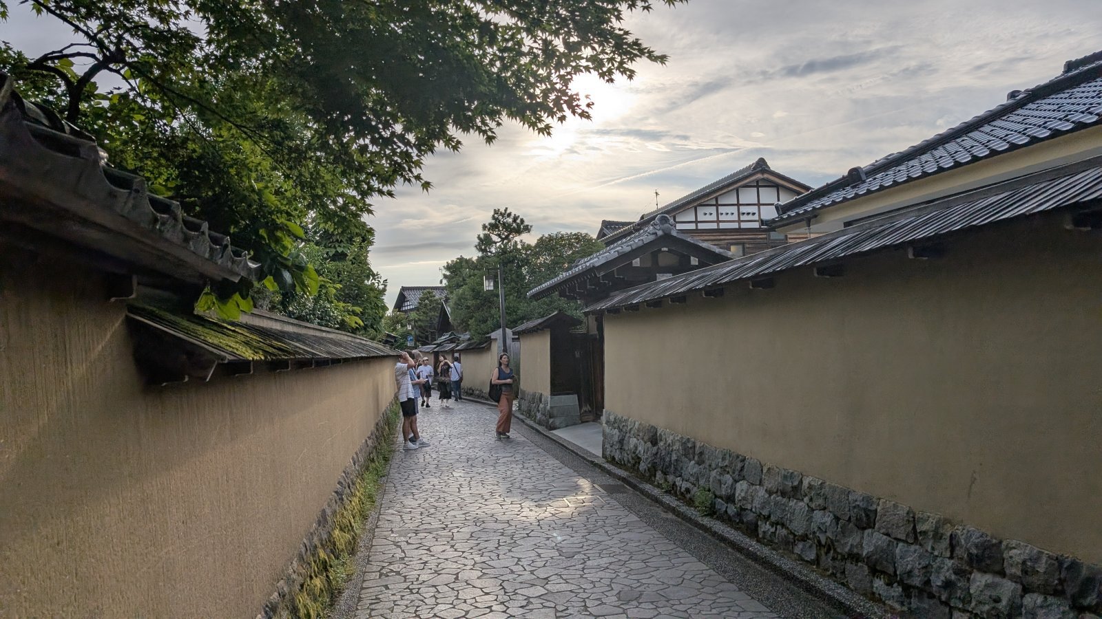 店主 焚屋 金沢のお香とアロマの香り専門店(石川県金沢市)・金沢観光地・金沢の観光スポット武家屋敷跡近く・人気でおすすめのお土産処-お香専門店のアロマ香房焚屋