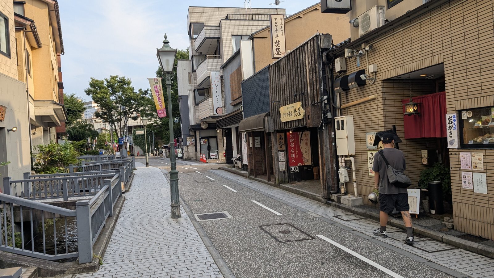 店主 焚屋 金沢のお香とアロマの香り専門店(石川県金沢市)・金沢観光地・金沢の観光スポット武家屋敷跡近く・人気でおすすめのお土産処-お香専門店のアロマ香房焚屋
