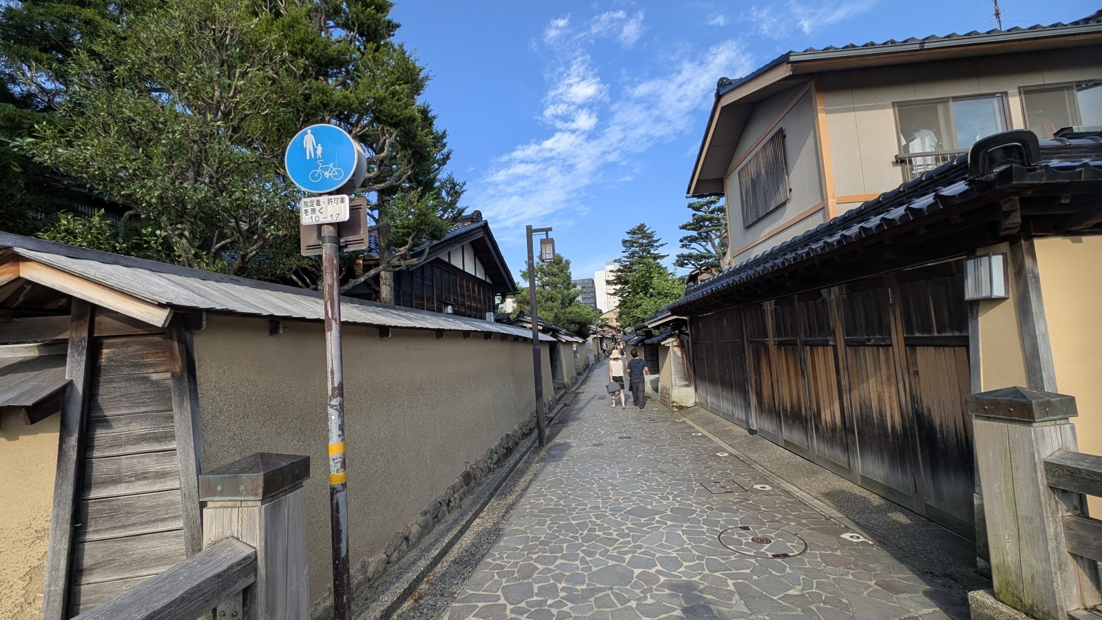 金沢のお香とアロマの香り専門店(石川県金沢市)・金沢観光地・金沢の観光スポット武家屋敷跡近く・人気でおすすめのお土産処-お香専門店のアロマ香房焚屋