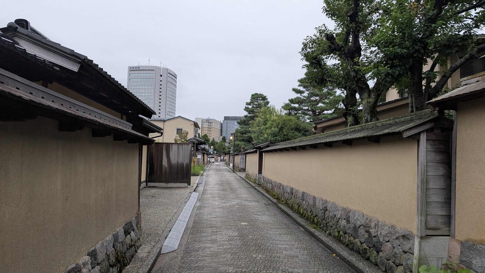 金沢のお香とアロマの香り専門店(石川県金沢市)・金沢観光地・金沢の観光スポット武家屋敷跡近く・人気でおすすめのお土産処-お香専門店のアロマ香房焚屋