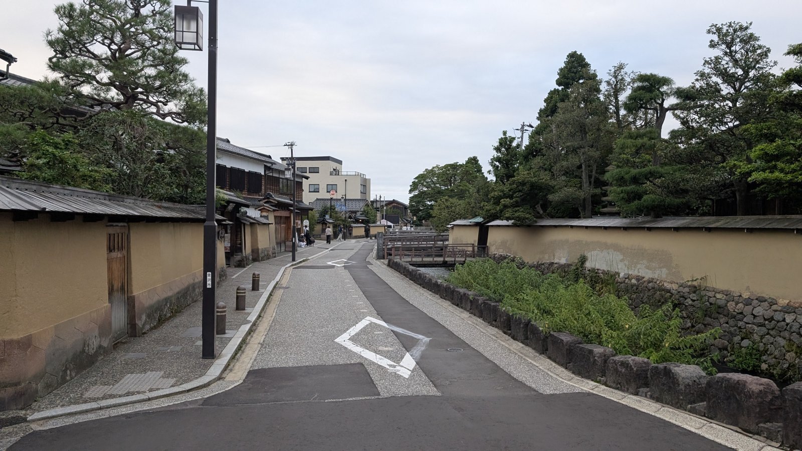 金沢のお香とアロマの香り専門店(石川県金沢市)・金沢観光地・金沢の観光スポット武家屋敷跡近く・人気でおすすめのお土産処-お香専門店のアロマ香房焚屋