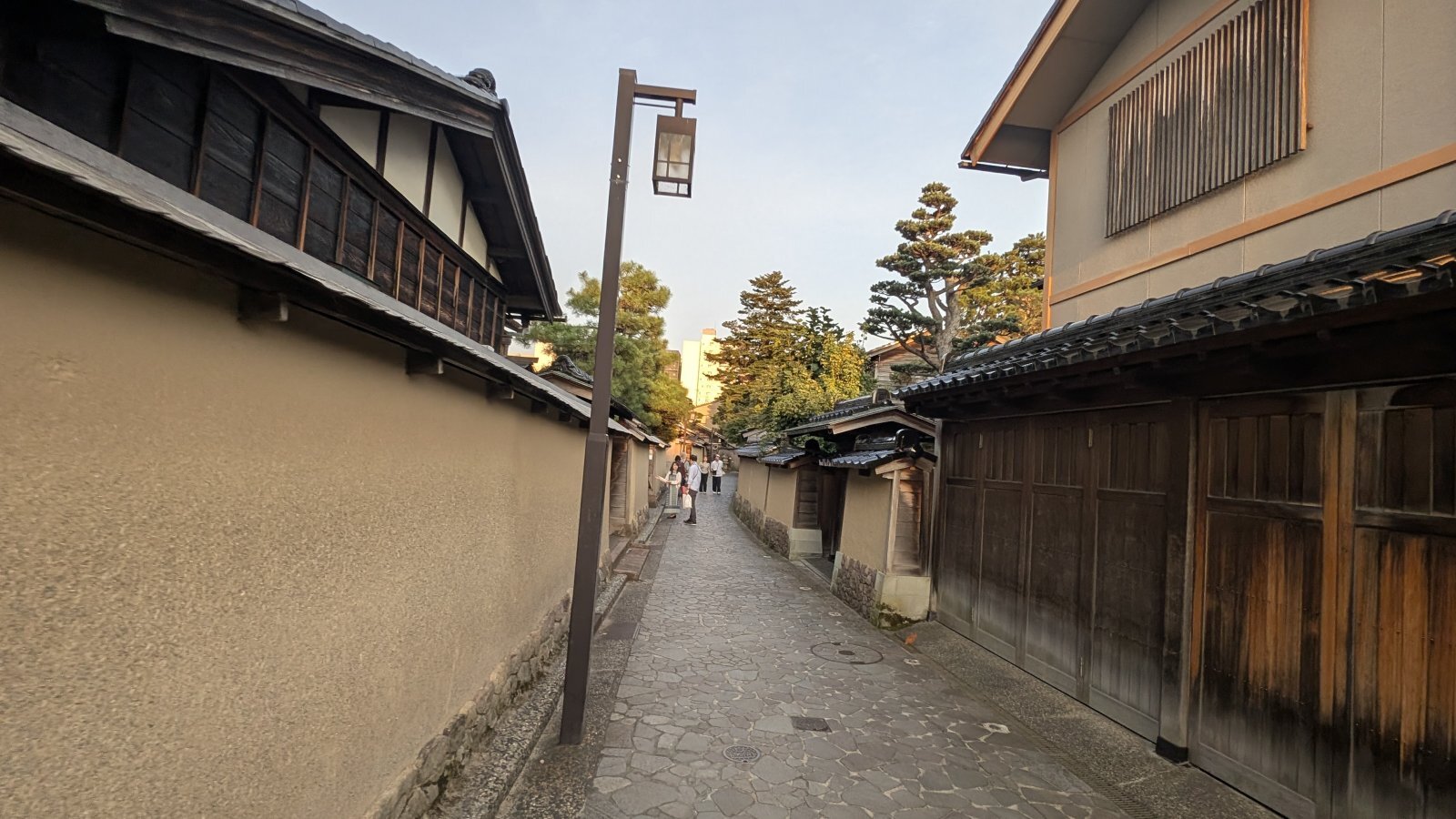 金沢のお香とアロマの香り専門店(石川県金沢市)・金沢観光地・金沢の観光スポット武家屋敷跡近く・人気でおすすめのお土産処-お香専門店のアロマ香房焚屋