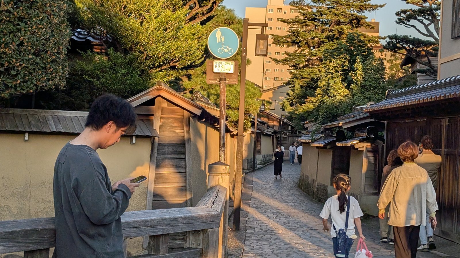 金沢のお香とアロマの香り専門店(石川県金沢市)・金沢観光地・金沢の観光スポット武家屋敷跡近く・人気でおすすめのお土産処-お香専門店のアロマ香房焚屋