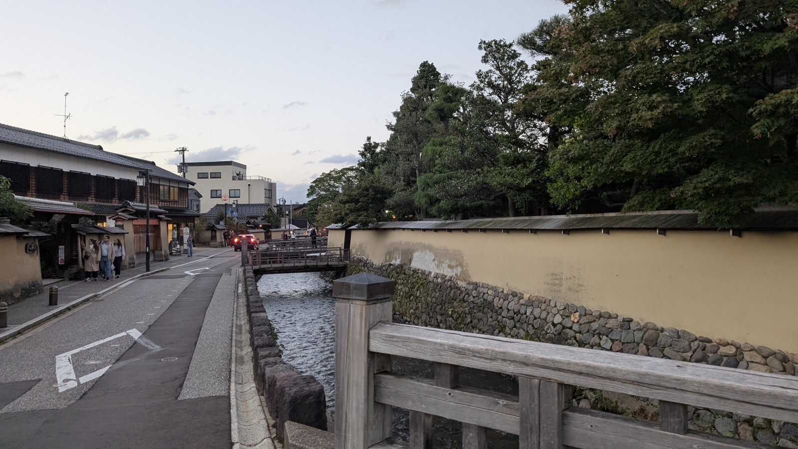 金沢のお香とアロマの香り専門店(石川県金沢市)・金沢観光地・金沢の観光スポット武家屋敷跡近く・人気でおすすめのお土産処-お香専門店のアロマ香房焚屋