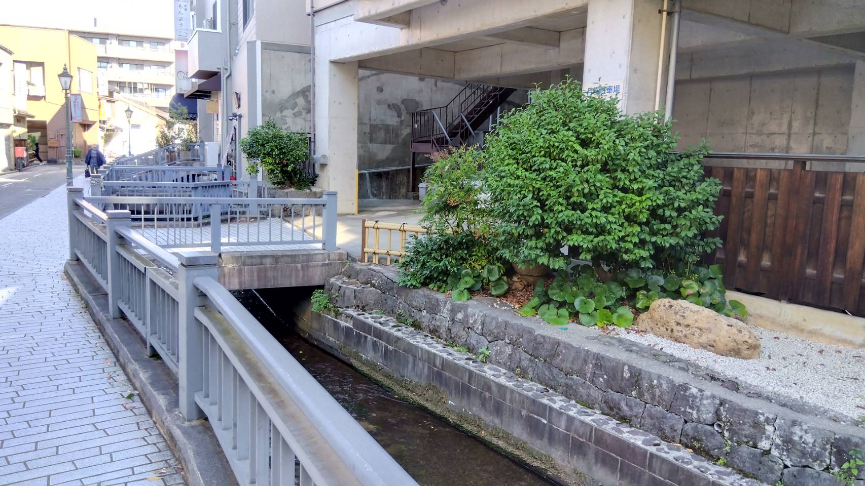 金沢のお香とアロマの香り専門店(石川県金沢市)・金沢観光地・金沢の観光スポット武家屋敷跡近く・人気でおすすめのお土産処-お香専門店のアロマ香房焚屋