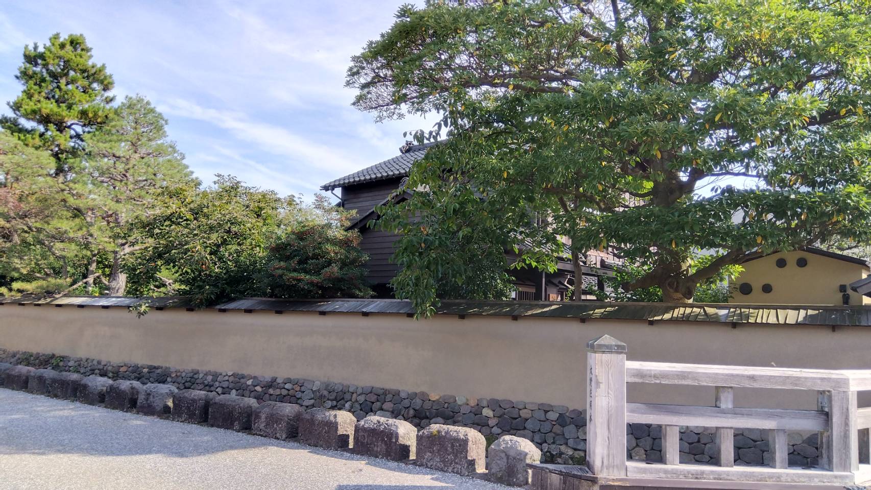 金沢のお香とアロマの香り専門店(石川県金沢市)・金沢観光地・金沢の観光スポット武家屋敷跡近く・人気でおすすめのお土産処-お香専門店のアロマ香房焚屋