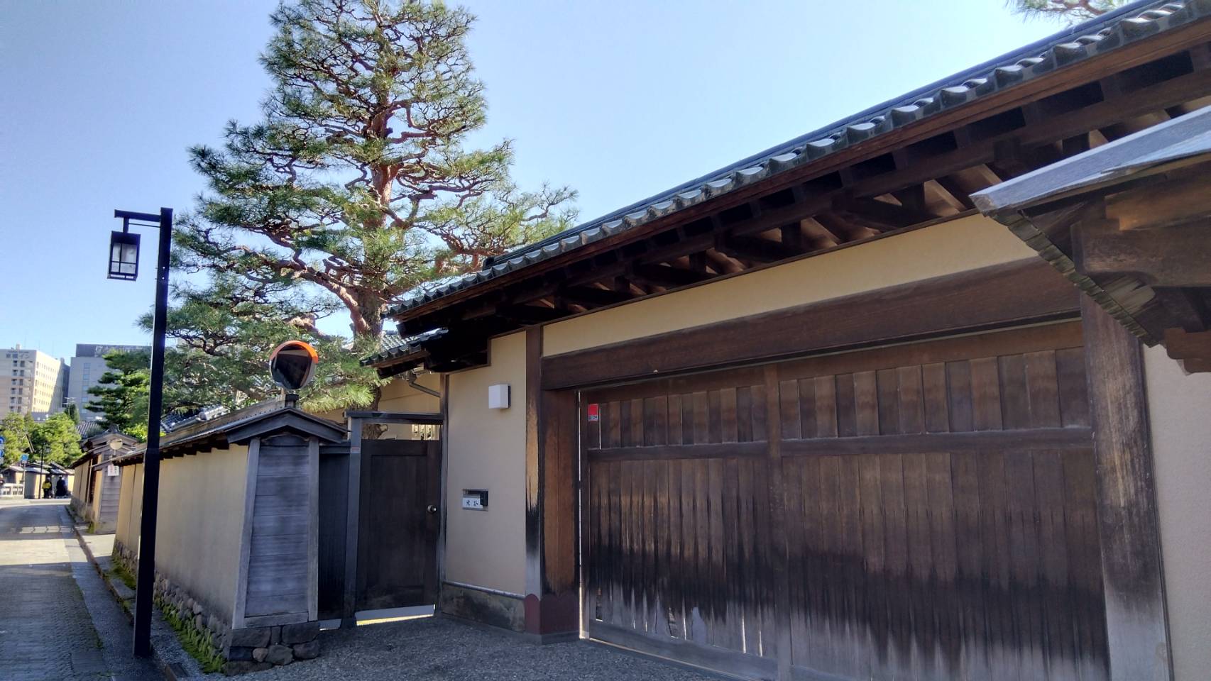 金沢のお香とアロマの香り専門店(石川県金沢市)・金沢観光地・金沢の観光スポット武家屋敷跡近く・人気でおすすめのお土産処-お香専門店のアロマ香房焚屋