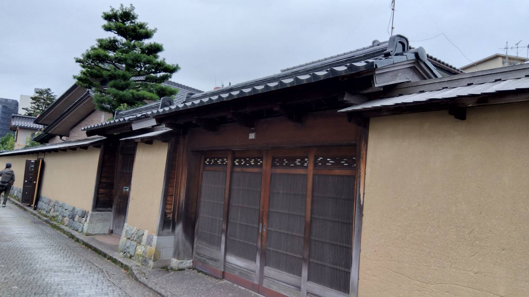 金沢のお香とアロマの香り専門店(石川県金沢市)・金沢観光地・金沢の観光スポット武家屋敷跡近く・人気でおすすめのお土産処-お香専門店のアロマ香房焚屋