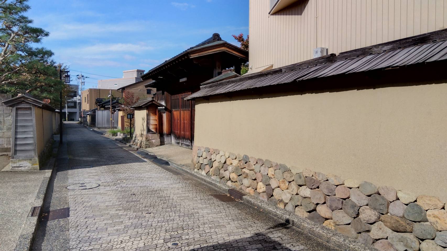 金沢のお香とアロマの香り専門店(石川県金沢市)・金沢観光地・金沢の観光スポット武家屋敷跡近く・人気でおすすめのお土産処-お香専門店のアロマ香房焚屋