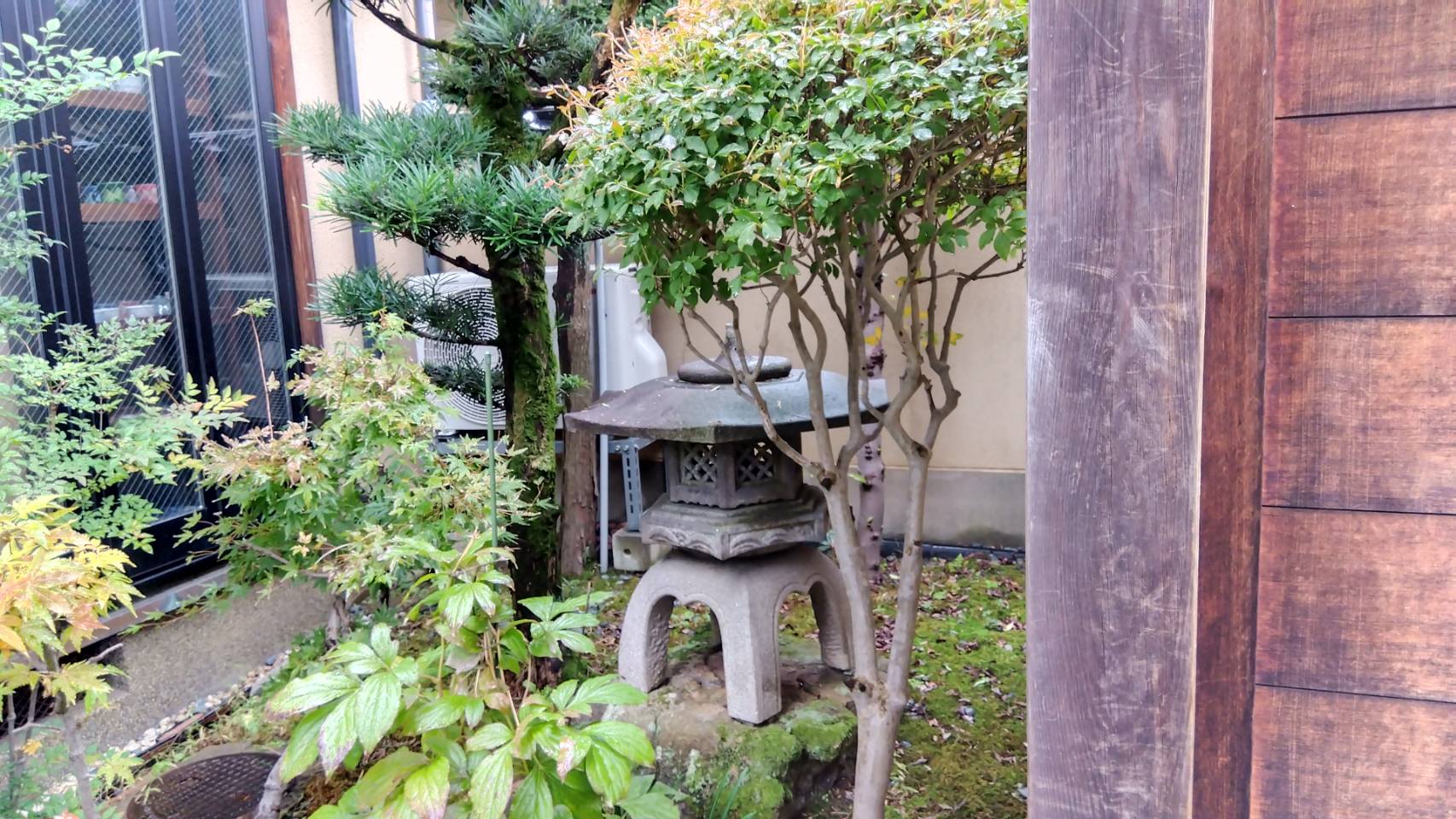 金沢のお香とアロマの香り専門店(石川県金沢市)・金沢観光地・金沢の観光スポット武家屋敷跡近く・人気でおすすめのお土産処-お香専門店のアロマ香房焚屋