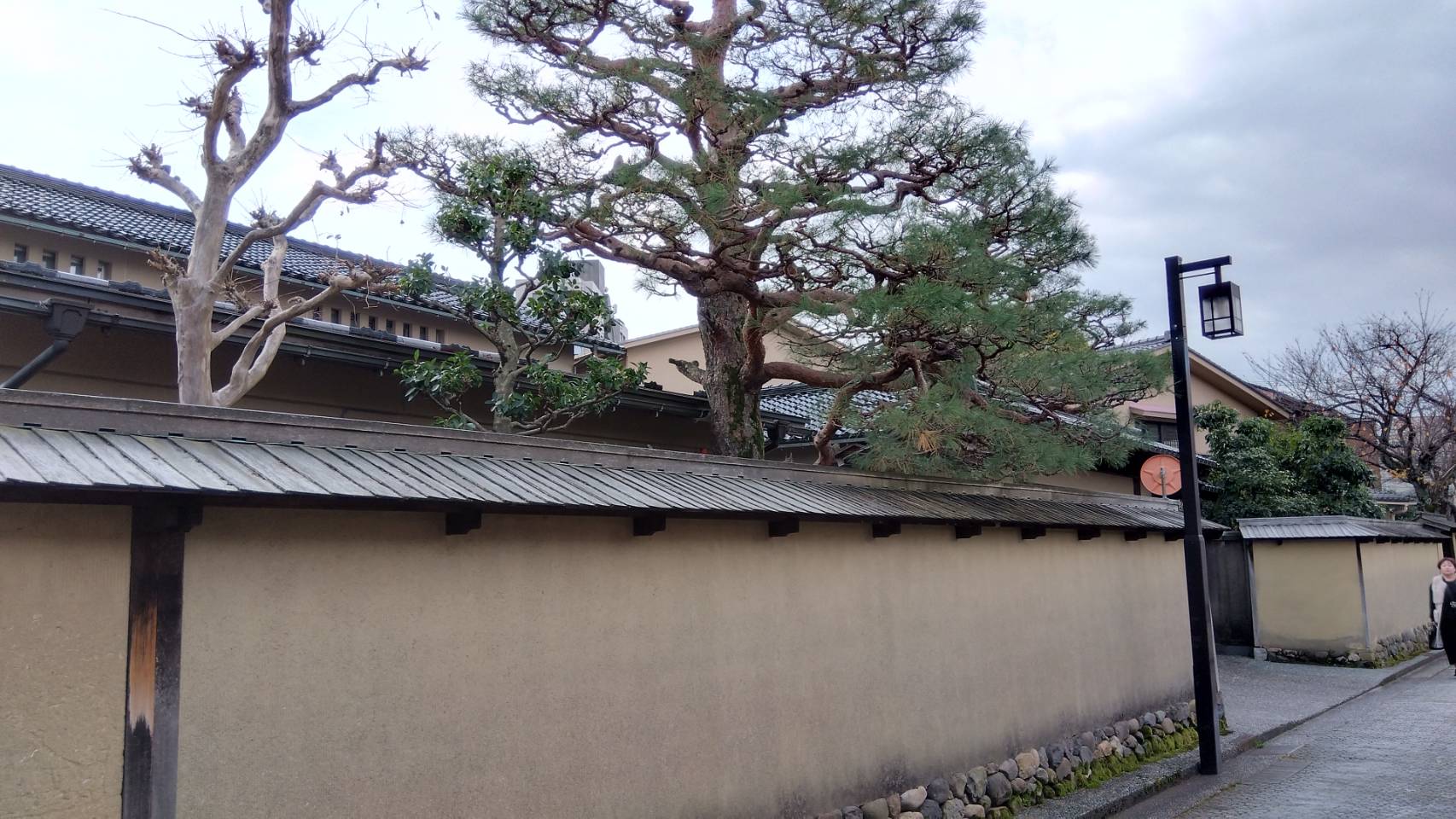 金沢のお香とアロマの香り専門店(石川県金沢市)・金沢観光地・金沢の観光スポット武家屋敷跡近く・人気でおすすめのお土産処-お香専門店のアロマ香房焚屋