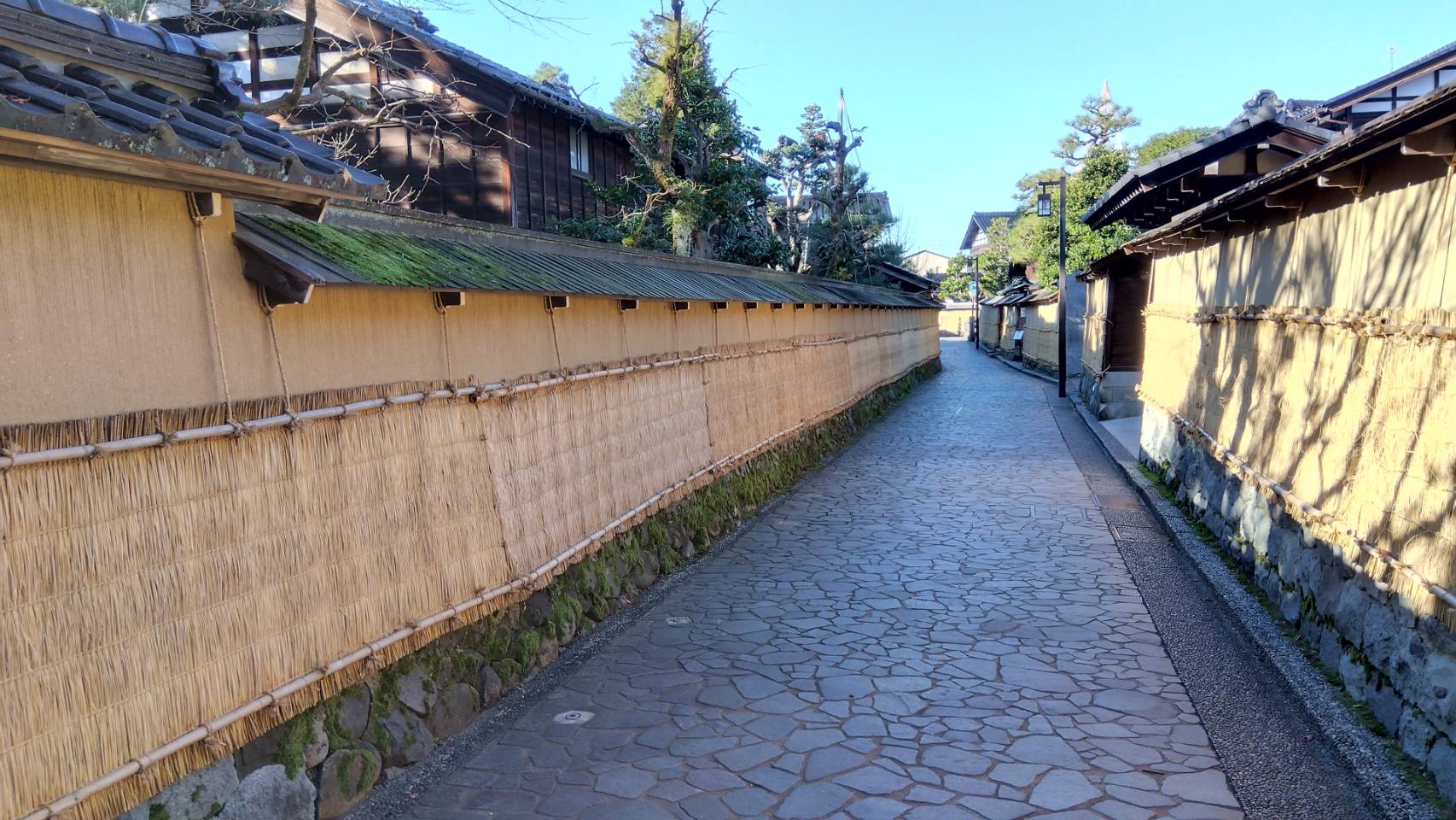 金沢のお香とアロマの香り専門店(石川県金沢市)・金沢観光地・金沢の観光スポット武家屋敷跡近く・人気でおすすめのお土産処-お香専門店のアロマ香房焚屋