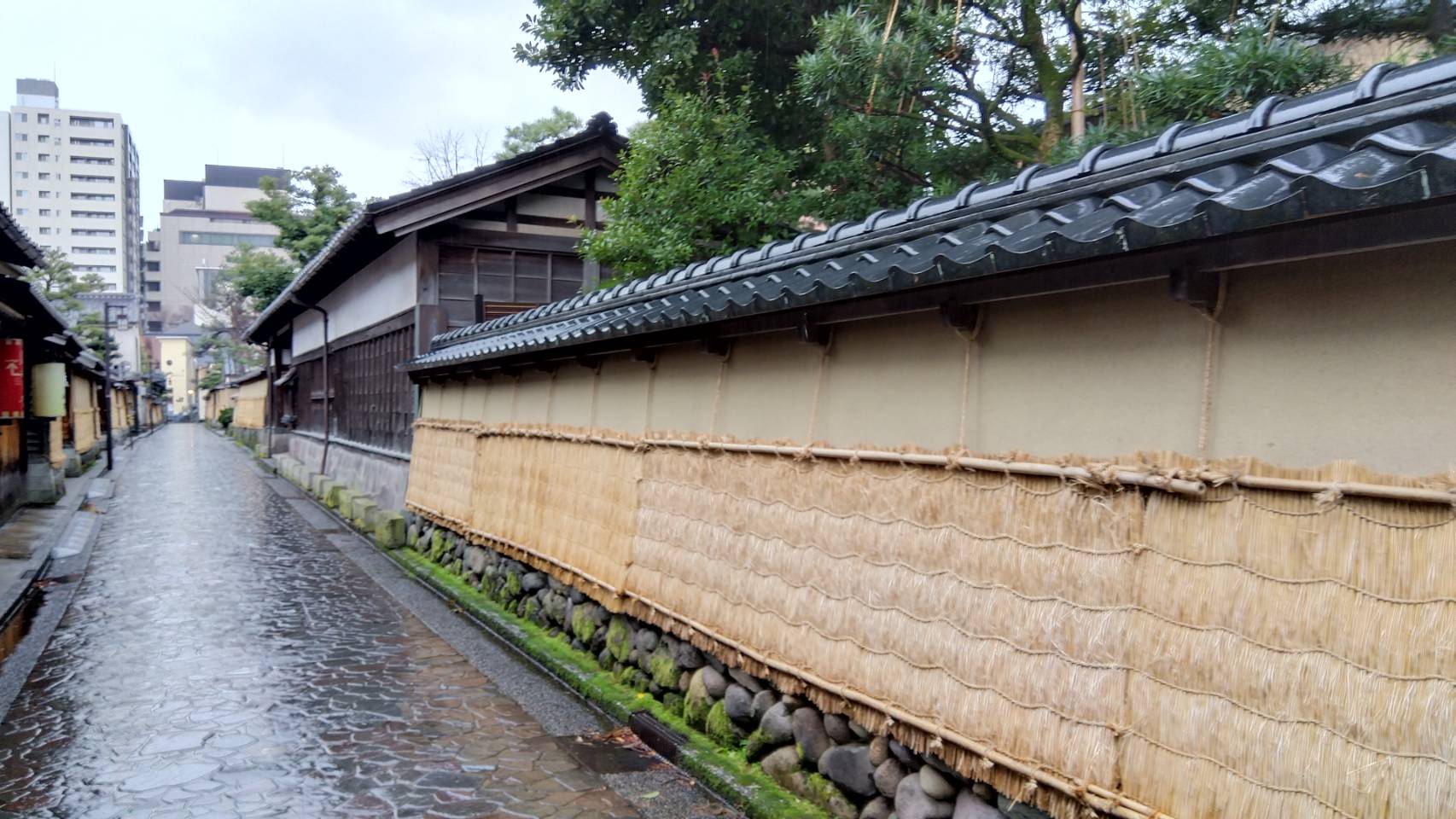 金沢のお香とアロマの香り専門店(石川県金沢市)・金沢観光地・金沢の観光スポット武家屋敷跡近く・人気でおすすめのお土産処-お香専門店のアロマ香房焚屋