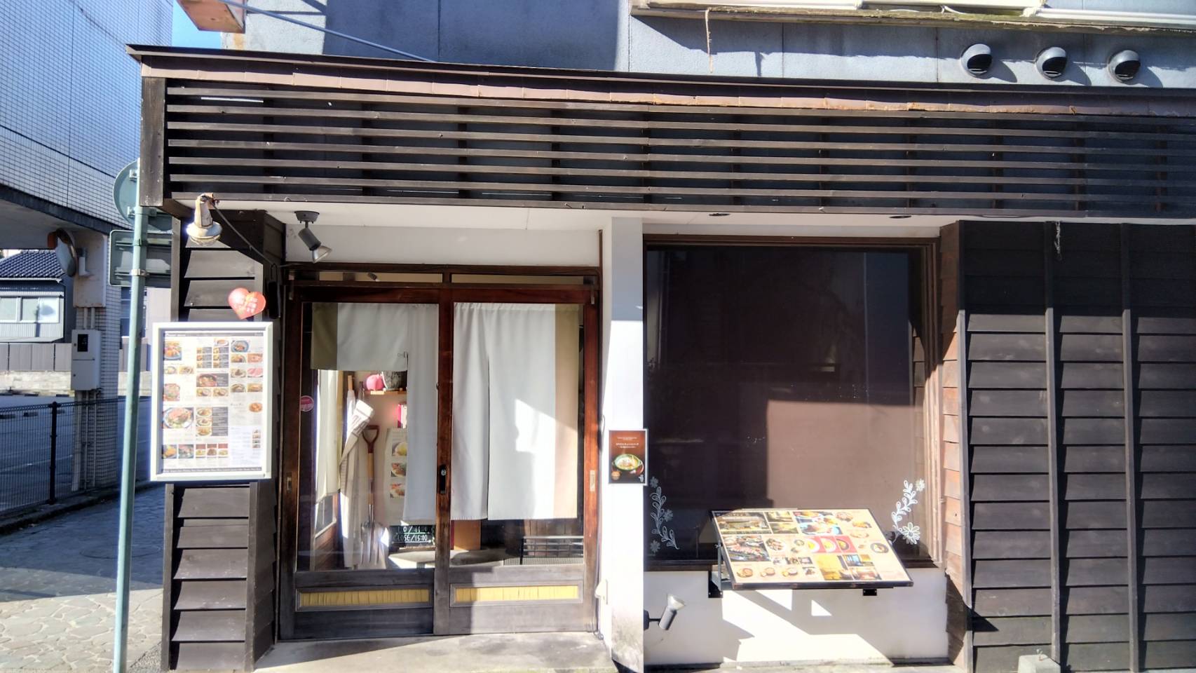 金沢のお香とアロマの香り専門店(石川県金沢市)・金沢観光地・金沢の観光スポット武家屋敷跡近く・人気でおすすめのお土産処-お香専門店のアロマ香房焚屋
