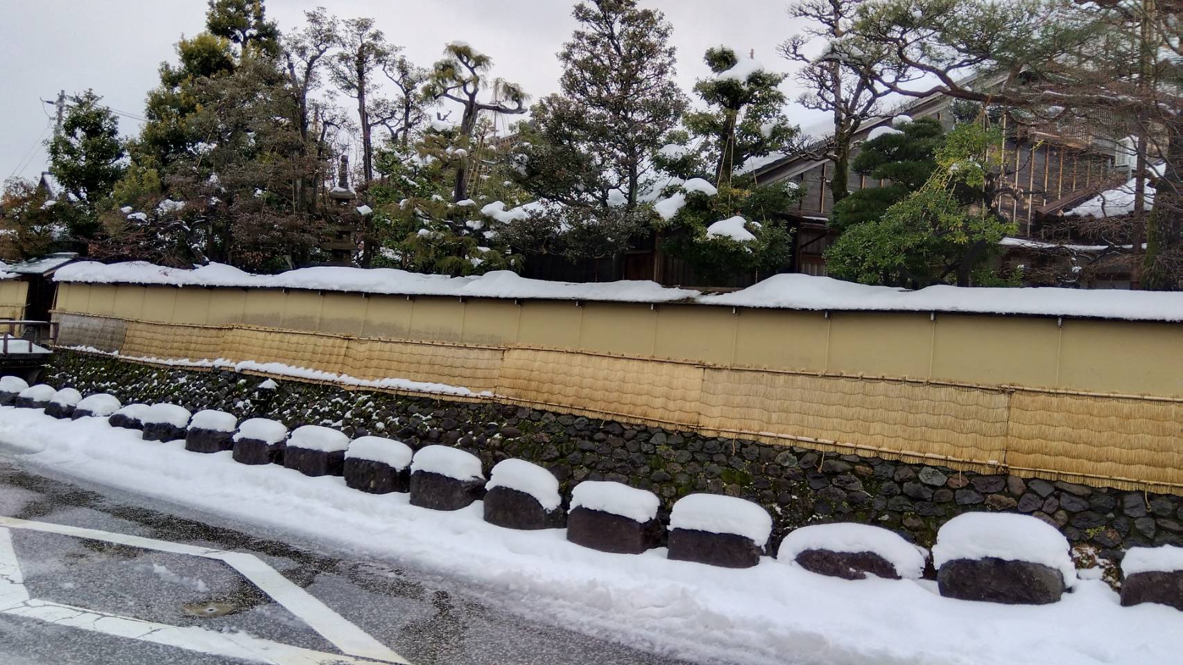 金沢のお香とアロマの香り専門店(石川県金沢市)・金沢観光地・金沢の観光スポット武家屋敷跡近く・人気でおすすめのお土産処-お香専門店のアロマ香房焚屋