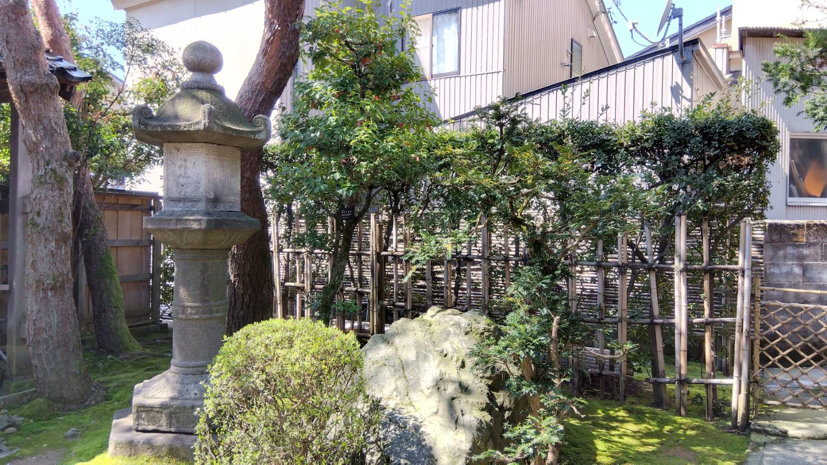 金沢のお香とアロマの香り専門店(石川県金沢市)・金沢観光地・金沢の観光スポット武家屋敷跡近く・人気でおすすめのお土産処-お香専門店のアロマ香房焚屋
