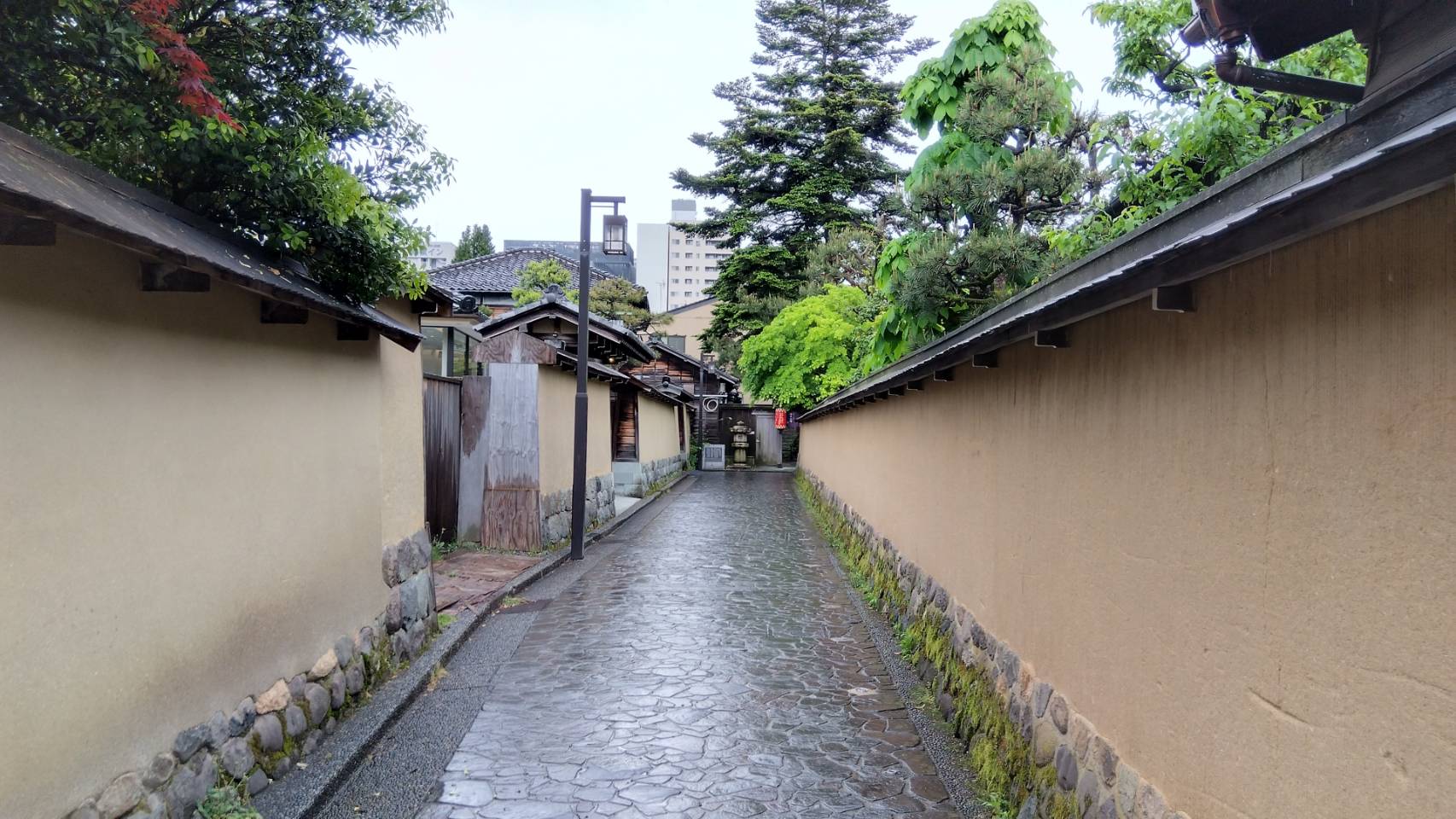 金沢のお香とアロマの香り専門店(石川県金沢市)・金沢観光地・金沢の観光スポット武家屋敷跡近く・人気でおすすめのお土産処-お香専門店のアロマ香房焚屋