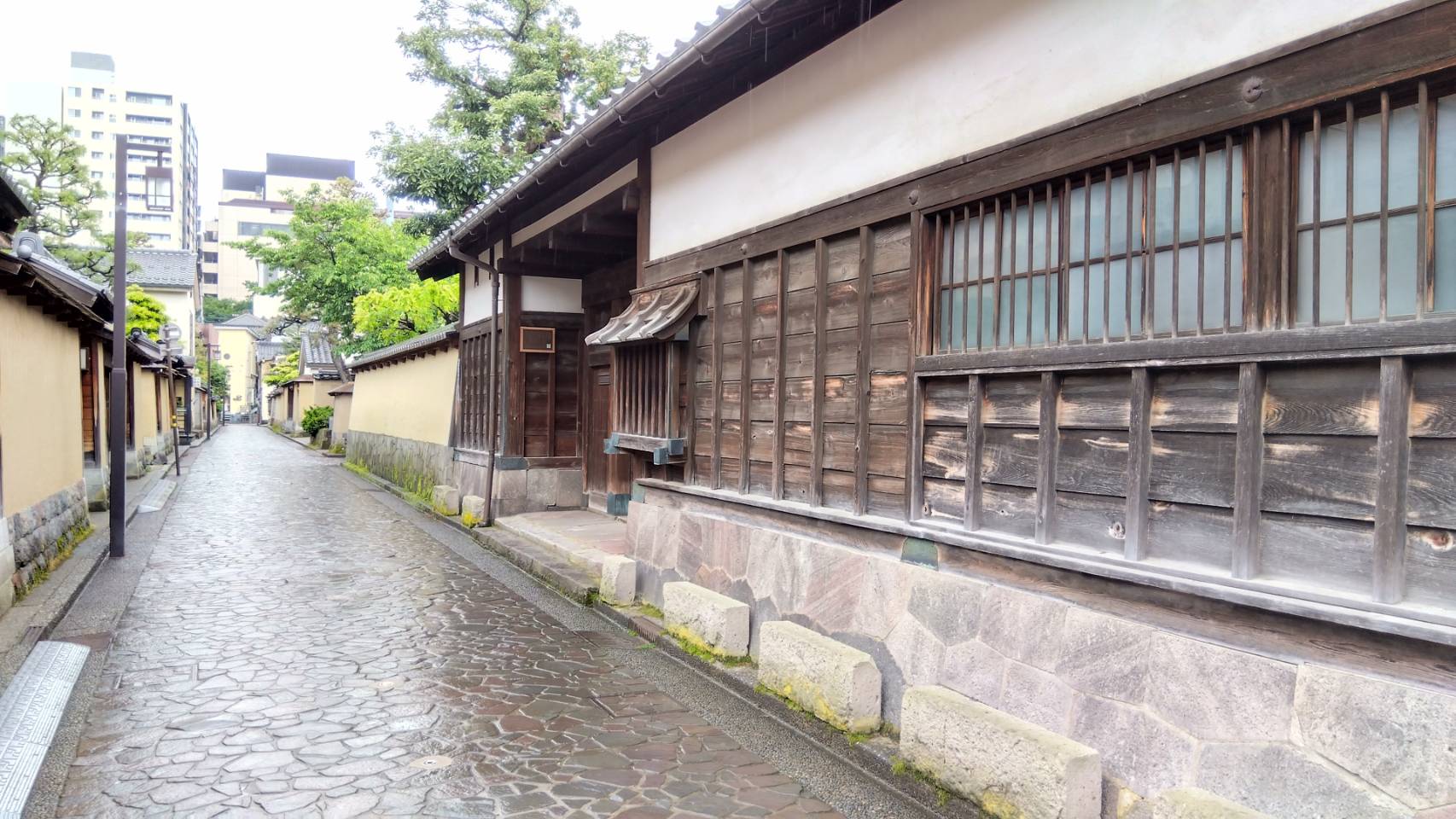 金沢のお香とアロマの香り専門店(石川県金沢市)・金沢観光地・金沢の観光スポット武家屋敷跡近く・人気でおすすめのお土産処-お香専門店のアロマ香房焚屋
