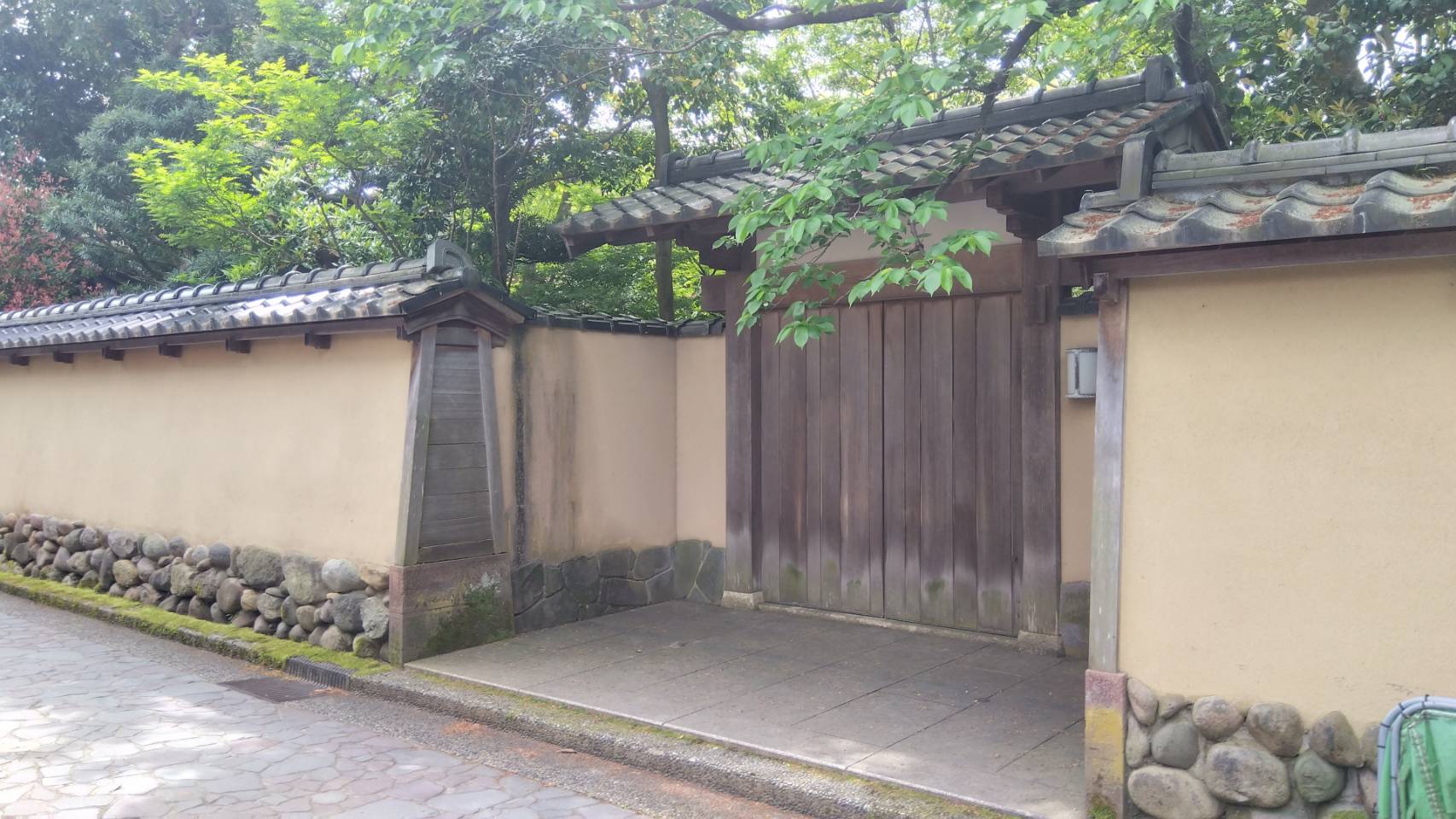 金沢のお香とアロマの香り専門店(石川県金沢市)・金沢観光地・金沢の観光スポット武家屋敷跡近く・人気でおすすめのお土産処-お香専門店のアロマ香房焚屋
